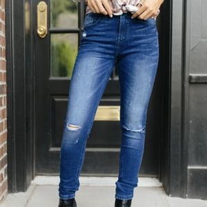 Flying monkey knee distressed jeans